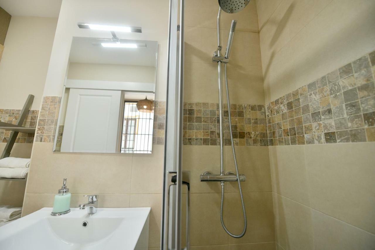 Apartamento Arenal Sevilla Buitenkant foto